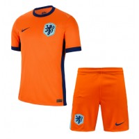 Camisa de time de futebol Holanda Replicas 1º Equipamento Infantil Europeu 2024 Manga Curta (+ Calças curtas)